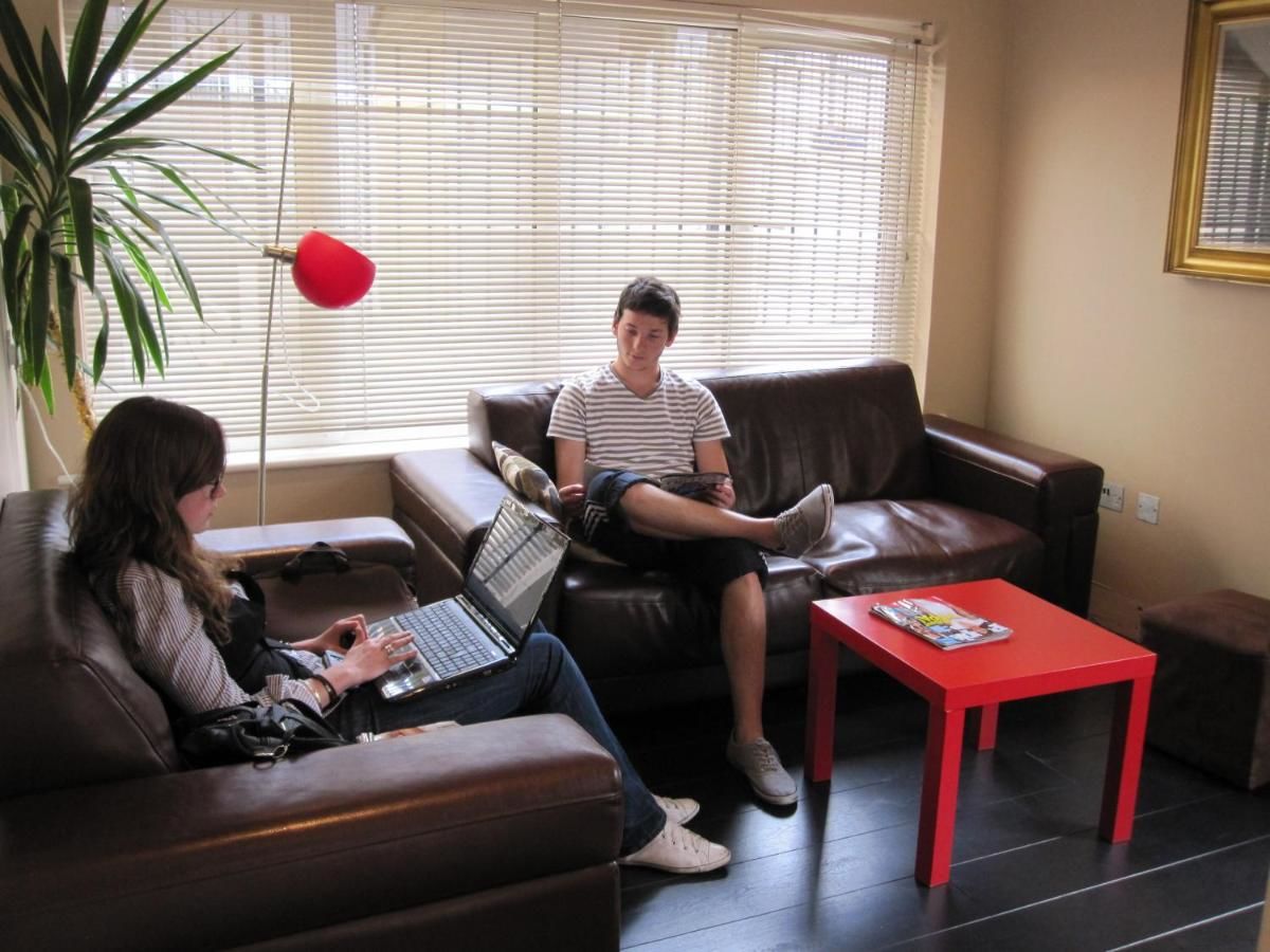 Хостелы Sleepzone Hostel Galway City Голуэй-34