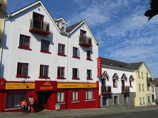 Хостелы Sleepzone Hostel Galway City Голуэй Четырехместный номер-9