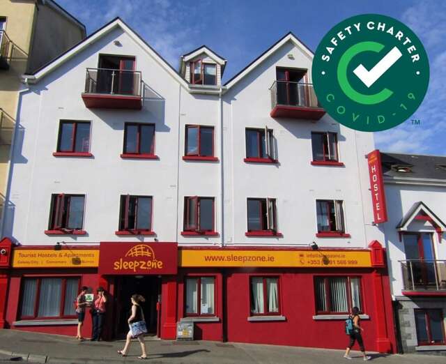 Хостелы Sleepzone Hostel Galway City Голуэй-3