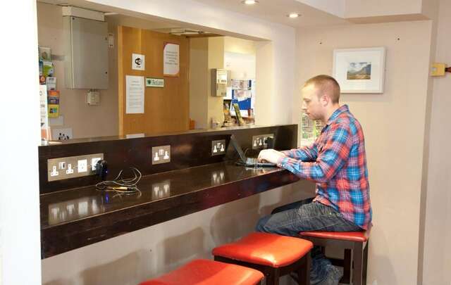 Хостелы Sleepzone Hostel Galway City Голуэй-32