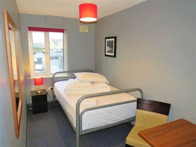 Хостелы Sleepzone Hostel Galway City Голуэй-43
